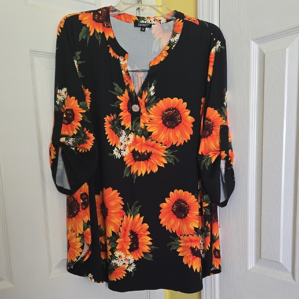 Sunflower-Print Black Tunic Top - Lightweight Split-Neck